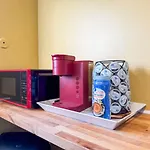 Sleeps 4 1 Bedroom 3 Beds With Parking Plus Wifi